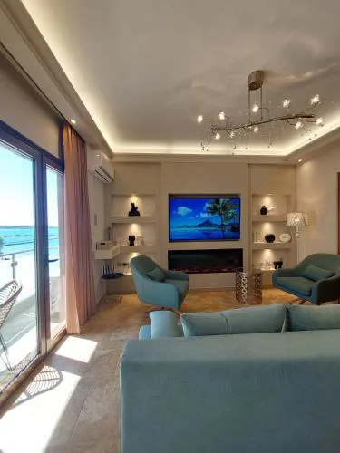 Rika's Sea View Apartment
