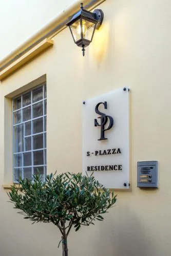 s - plazza residence