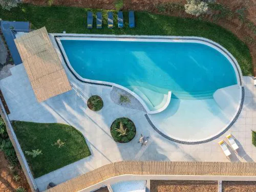 Salisol Villa - Green Oasis
