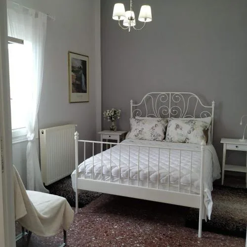 Sunday Apartment Chania 2A