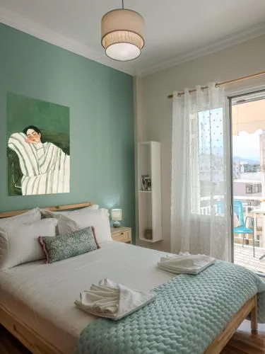 Sunny Nest, Stylish & Bright Urban Retreat