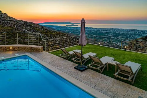 Villa Lia Chania with private ecologic pool and amazing view!