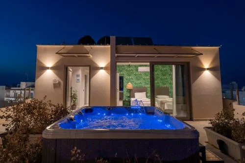 Grand House - Private Outdoor Jacuzzi - Sleeps 6