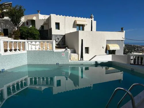 Korifi Suites - JR Villas Adults Only