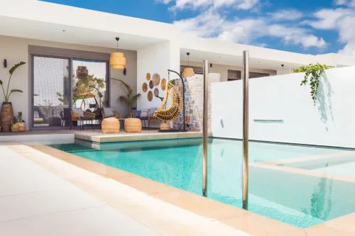 Nagia Luxury Family Villas