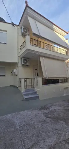 Giannis's Apartments