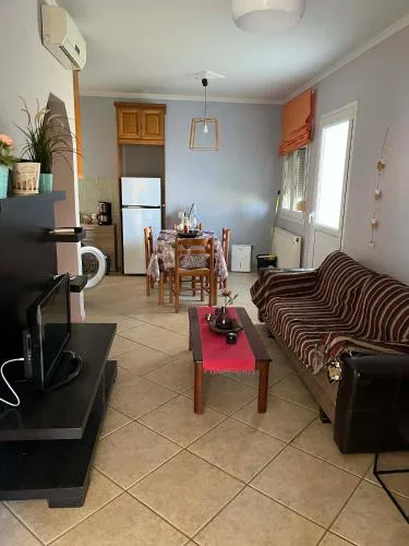 Renas' Apartments in Chios island