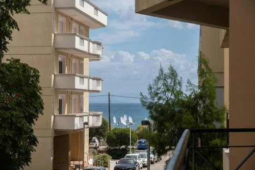 Sea and City Apartment