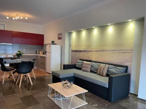 Sea view condo in the center