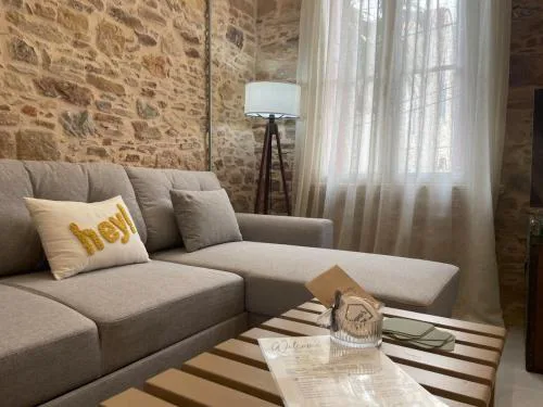Sphnix Apartments B