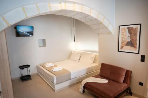 Kimolos Arch House