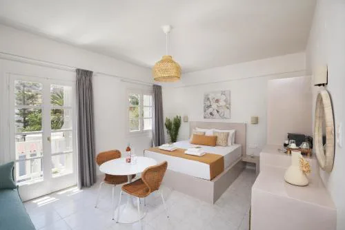 Palos Luxury Suites