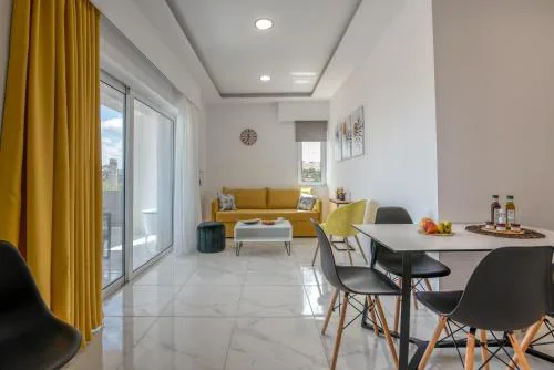 Lysithea Apartments - brand new, stylish & central