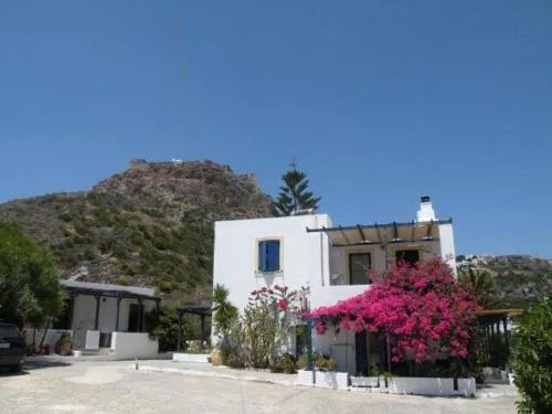 Kouvaras Apartments