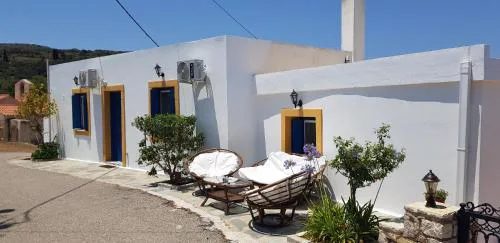 LOURANTIANIKA HOUSE