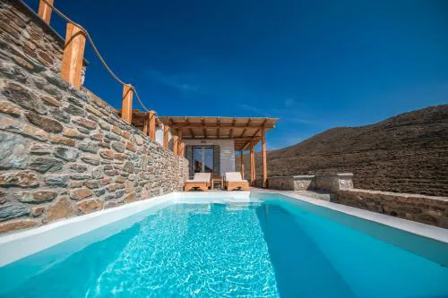 Epithea Suites Kythnos 2 με ιδιωτικη πισινα