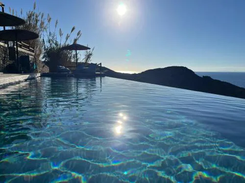 Off the beaten path! Maisonette & Pool