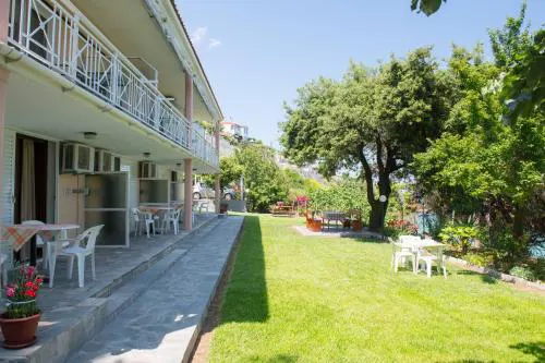 Pension Giannis Αdults only