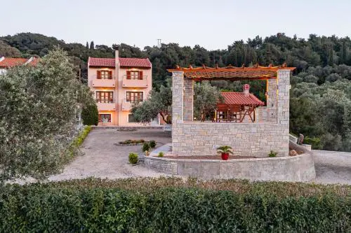 Athina Kokkari Apartments
