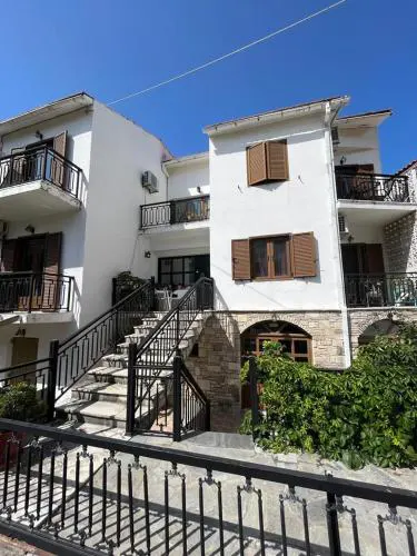 Samos - Kokkari - Eirini's Studios