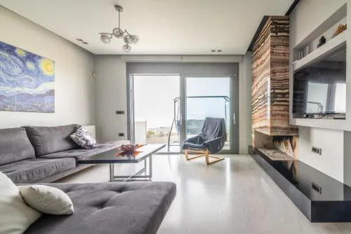 Endless Blue Maisonette