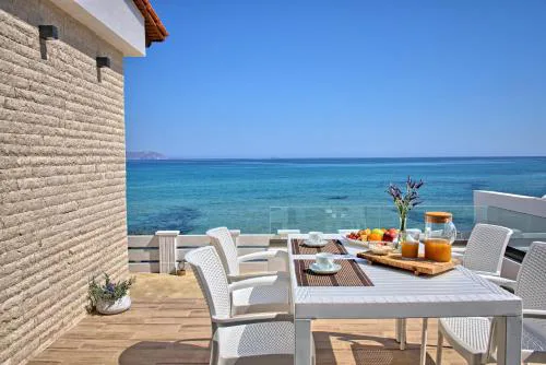 Seashell an Elegant Seafront Villa