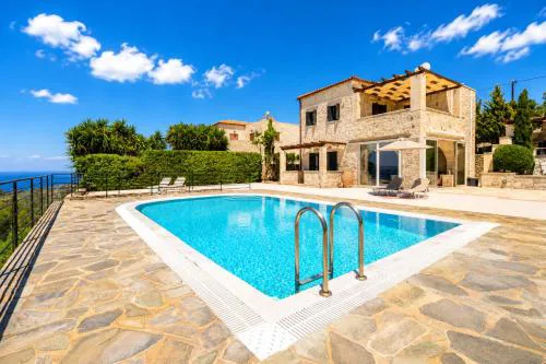 Villa Pi by PosarelliVillas