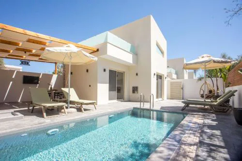 Aura Luxury Villas