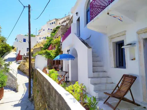 Traditional Family House, ground floor with yard
