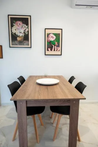 Anesis Aera Luxury Home
