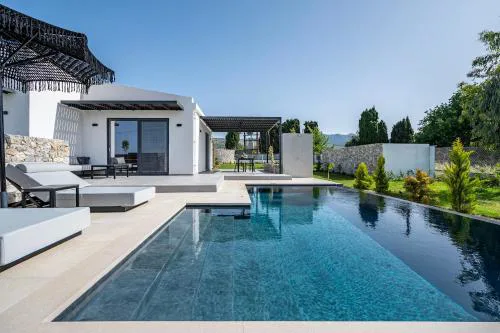 Campo Premium Stay Private Pool Villas