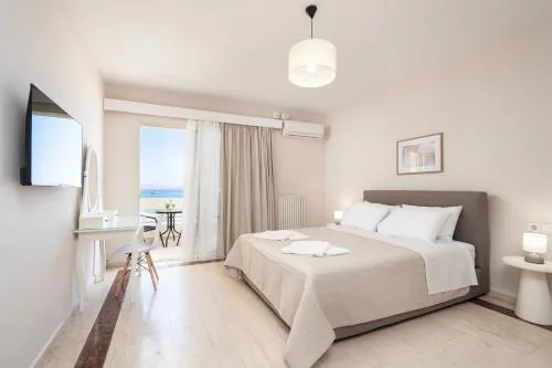The Sand Suite - Avra Suites