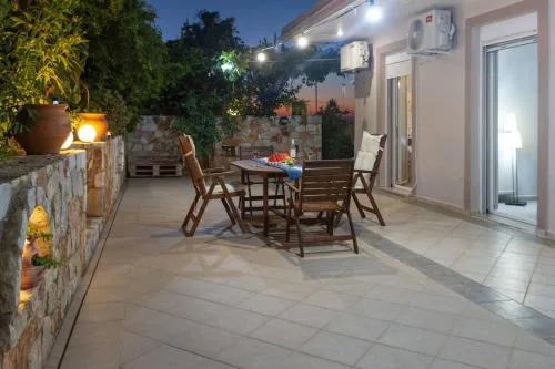 Casa Anthea 3 bedroom apartment with Garden
