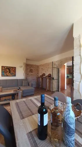 Despoinas House