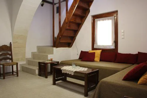 Evanthea Residence