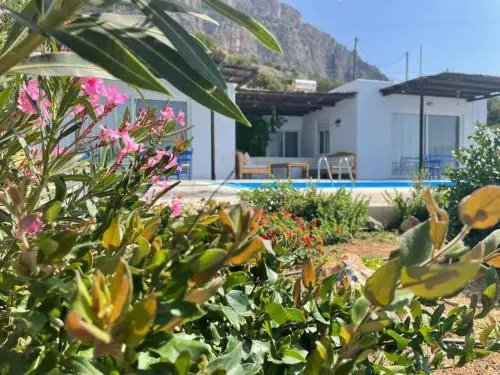 Villa Constantinos