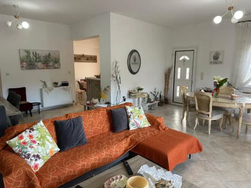 Breeze Holiday Home
