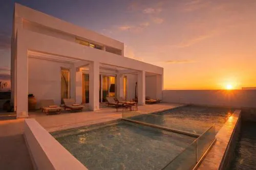Seapalm Villa - Elegant Stay - Steps from the Sea