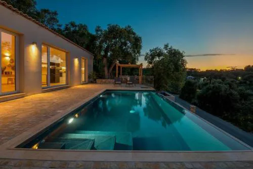 Terra villa by PaxosRetreats