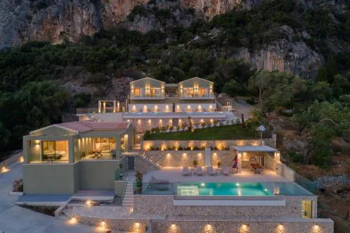 paleo villas
