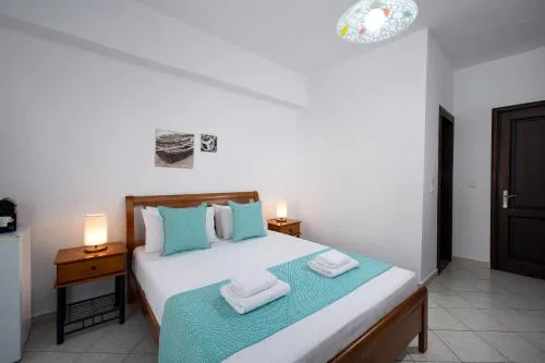 Kentrikon Rooms
