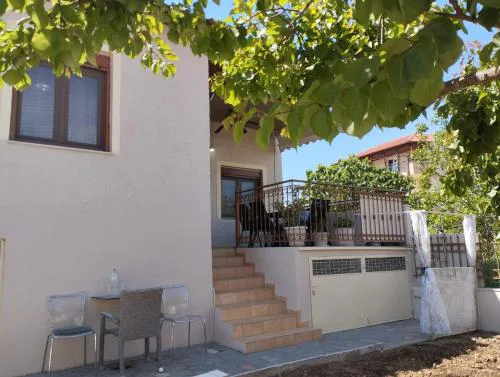 Sirena House
