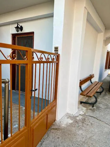 Yiayias House