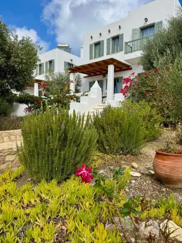 Niriedes Villas
