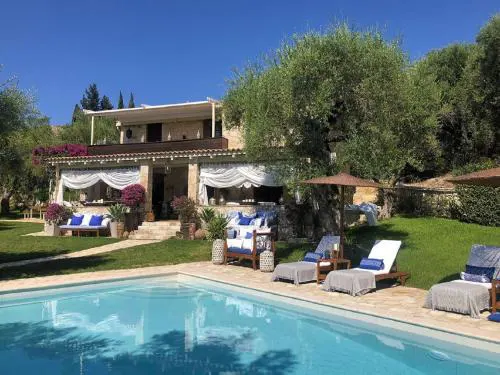 Lalla Luxury Villa with Private Pool, Sea View & Spacious Garden