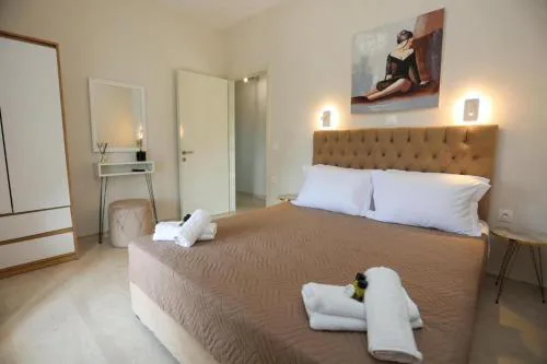 Kouros apartments
