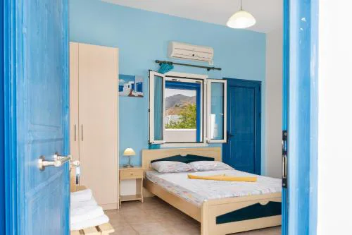 Studios Ninemia Serifos 2