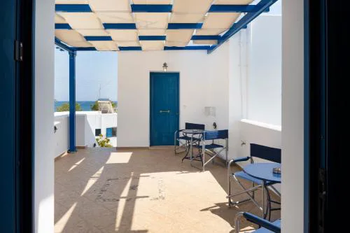 Studios Ninemia Serifos 5
