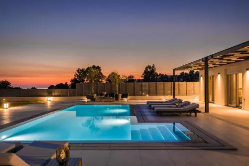 AL MARE VILLAS