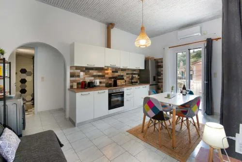 Meraki Apartment by PaxosRetreats